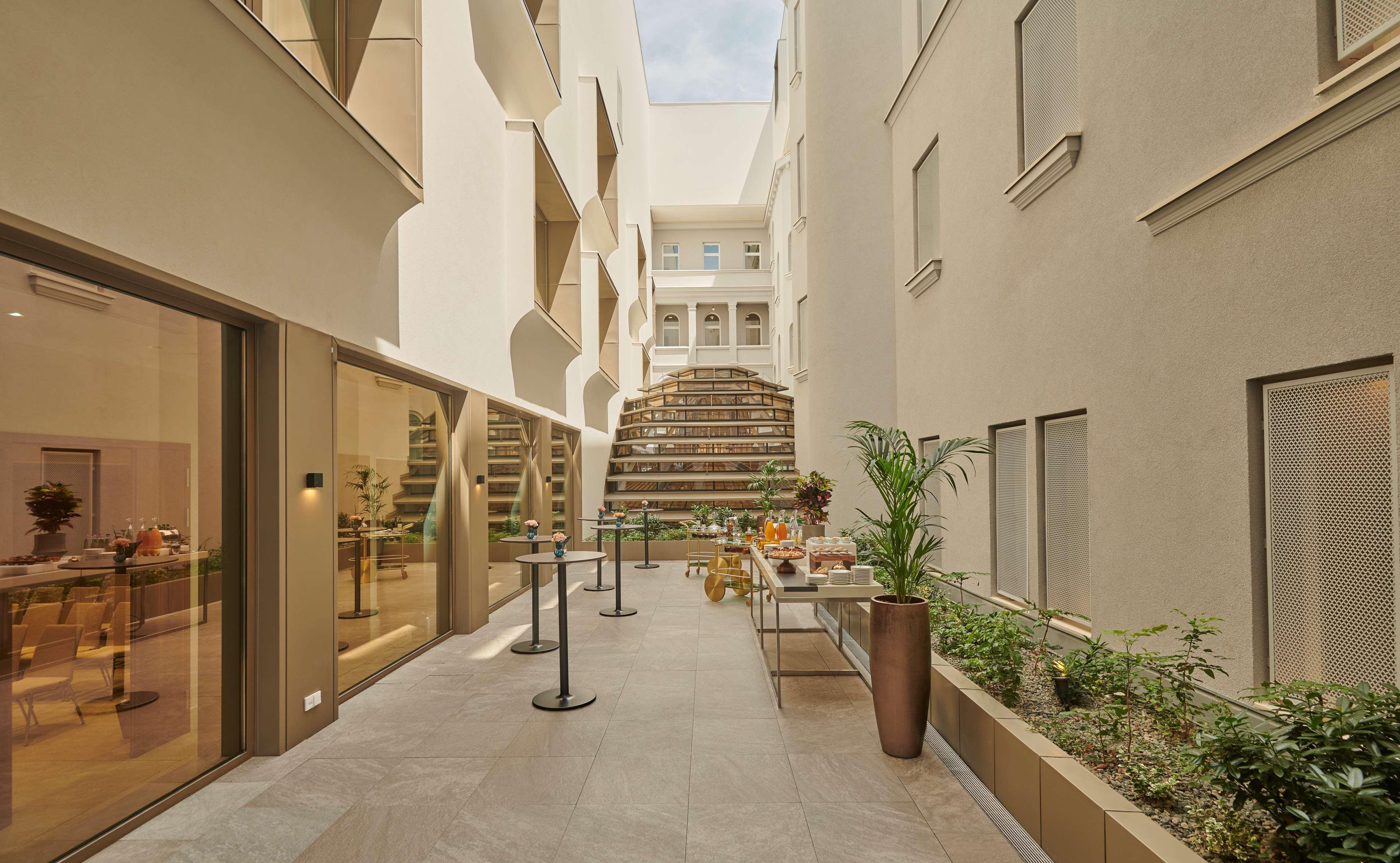 Parisi Udvar Hotel Budapest, Part Of Hyatt Ngoại thất bức ảnh